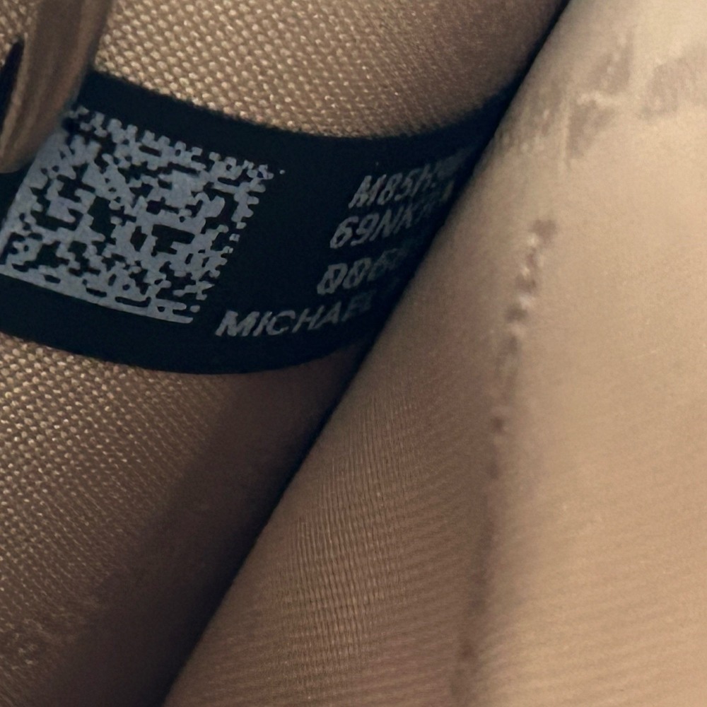 Michael Kors Extra Small Shopper Crossbody Bag Maple MK Logo Vanilla / Lugg NWT - Picture 10 of 16
